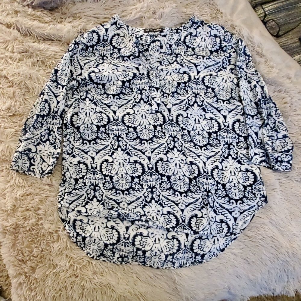Beautiful rayon blue and white s/i studio blouse Size L!